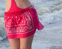 Супер-лёгкая пляжная юбка из банданы