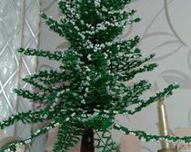 Новогоднее дерево: елка из бисера