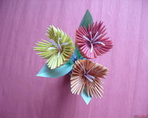 Поделки из модульного оригами: ваза с тюльпанами