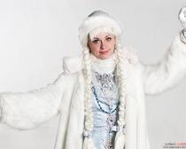 Традиционные костюмы для Нового года - костюм Снегурочки