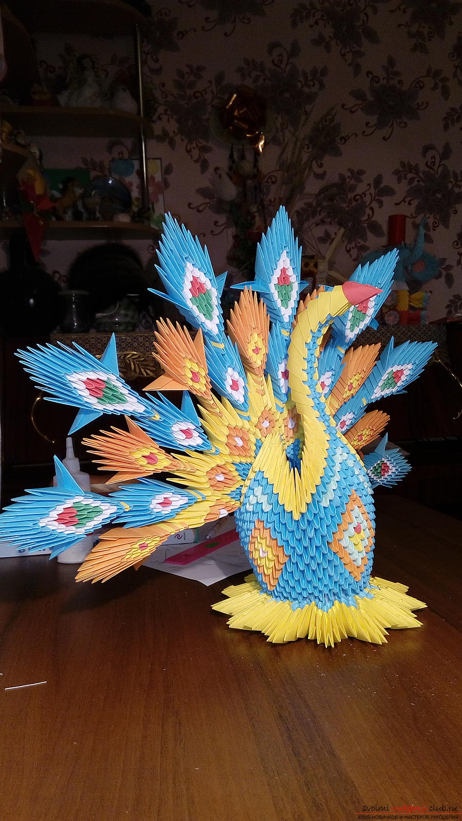 Моульное оригами: Сказочный павлин