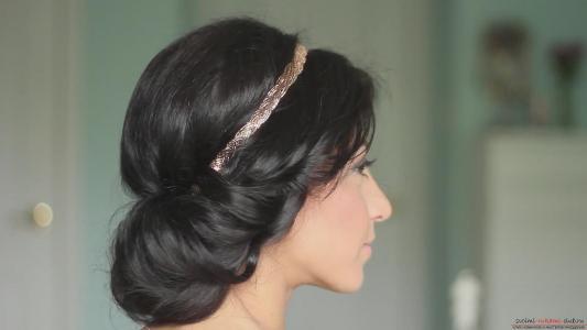 Прическа на волосы средней длины своими руками в греческом стиле