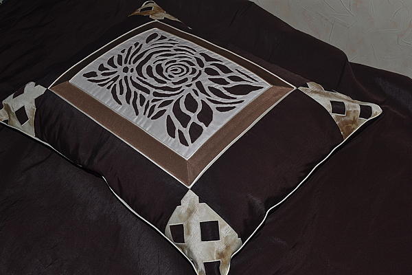 Декоративная подушка. Текстиль, ковры - ручной работы. Фото 4