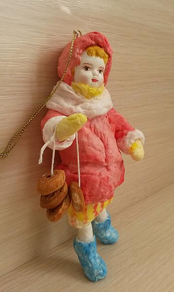 Ватная ёлочная игрушка Девочка с баранками. Новый год 2015 - ручной работы. Фото 3
