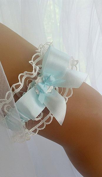 Подвязка для невесты Голубая. Одежда и аксессуары - ручной работы. Фото 2