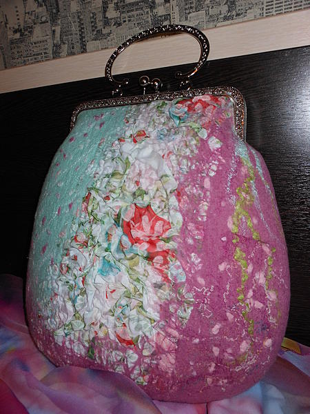 Валяная сумочка "Майский вечер". Женские сумки - ручной работы. Фото 2
