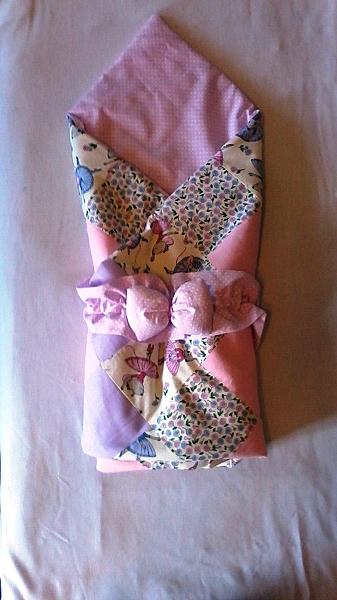 Лоскутное одеяло -конверт на выписку. Для новорожденных - ручной работы. Фото 4