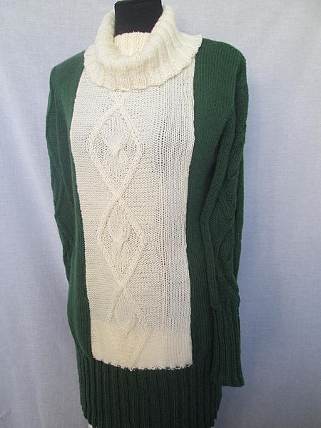 платье-свитер вязаное двухцветное. Платья - ручной работы. Фото 3