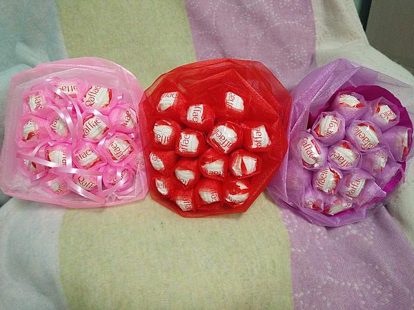 Букеты из конфет. Цветы - ручной работы. Фото 11