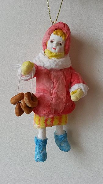 Ватная ёлочная игрушка Девочка с баранками. Новый год 2015 - ручной работы.