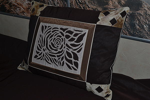 Декоративная подушка. Текстиль, ковры - ручной работы. Фото 3