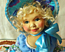 Кукла с  конфетницей своими руками