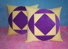 Декоративные подушки "Жёлтый квадрат"		