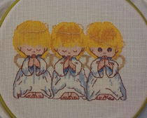 Вышивка крестом: три ангела