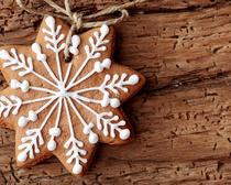 Выпечка новогоднего десерта съедобной снежинки - рождественский мастер-класс