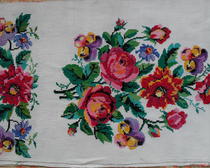 Вышивка цветов на рушнике
