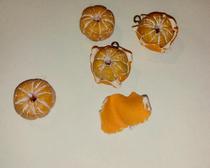 Украшения из полимерной глины: Сережки-мандаринки