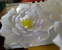 Крупные цветы из бумаги