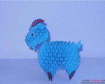 Голубая коза в технике модульное оригами