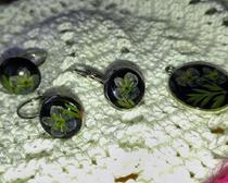 Сережки, кольцо и кулон из сухоцветов и эпоксидки