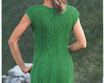 Платье с геометрическим узором спицами