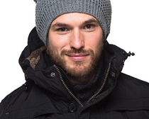 Модная мужская шапка с норвежским узором
