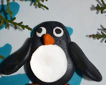 Как вылепить из полимерной глины небольшого пингвина