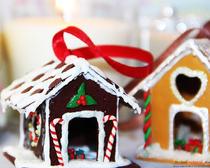 Пряничный домик к Рождеству - новогодний сувенир для близких