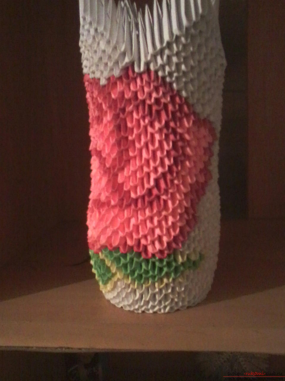 Модульное оригами: ваза с розой