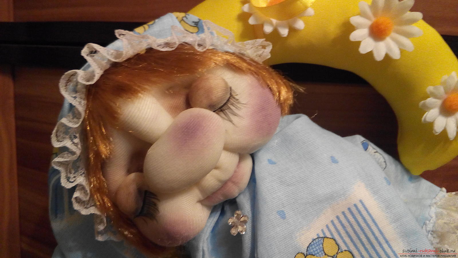 Сплюшка - кукла в чулочной технике