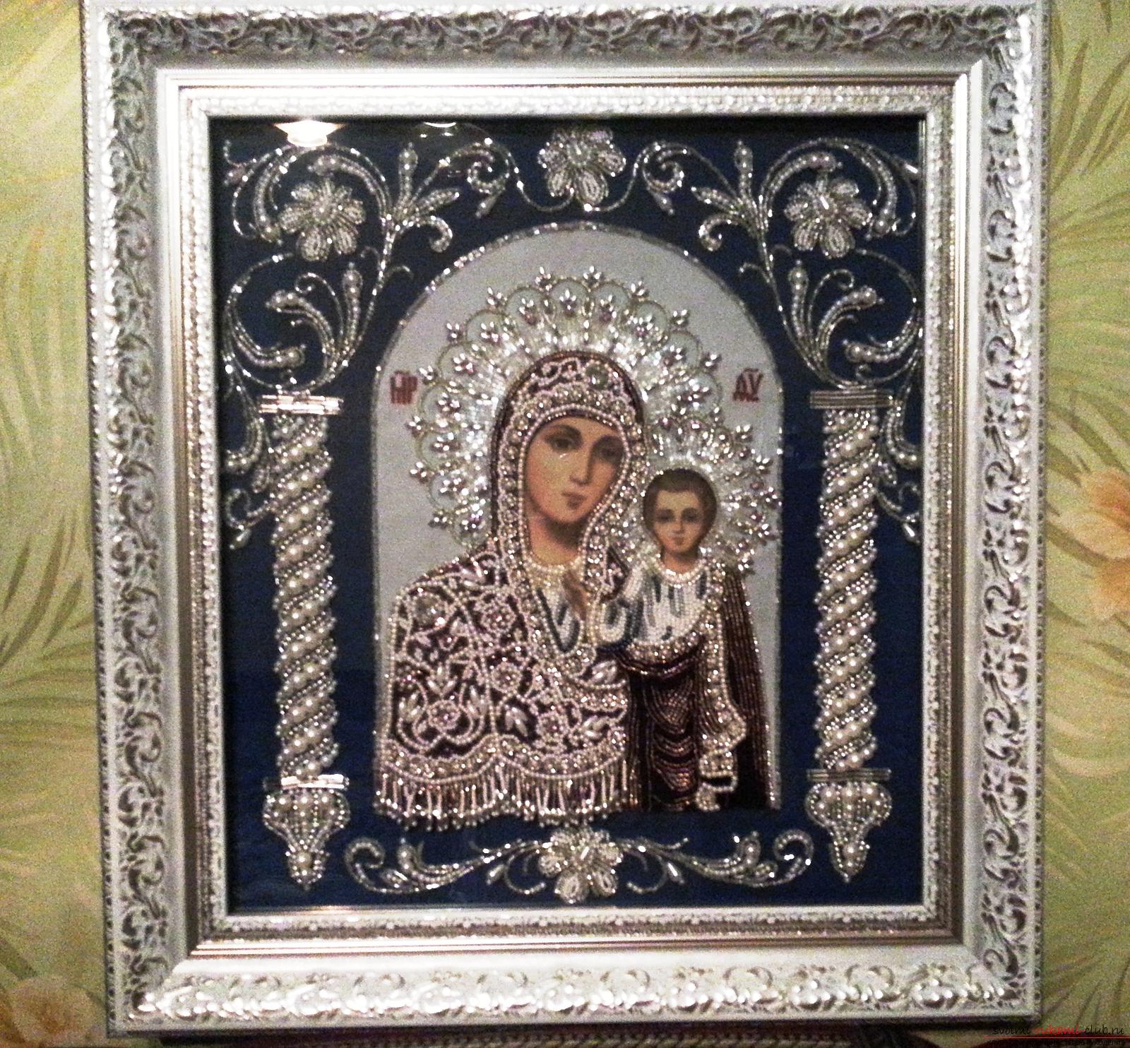 Вышивка бисером иконы с ликом Богородицы Казанской