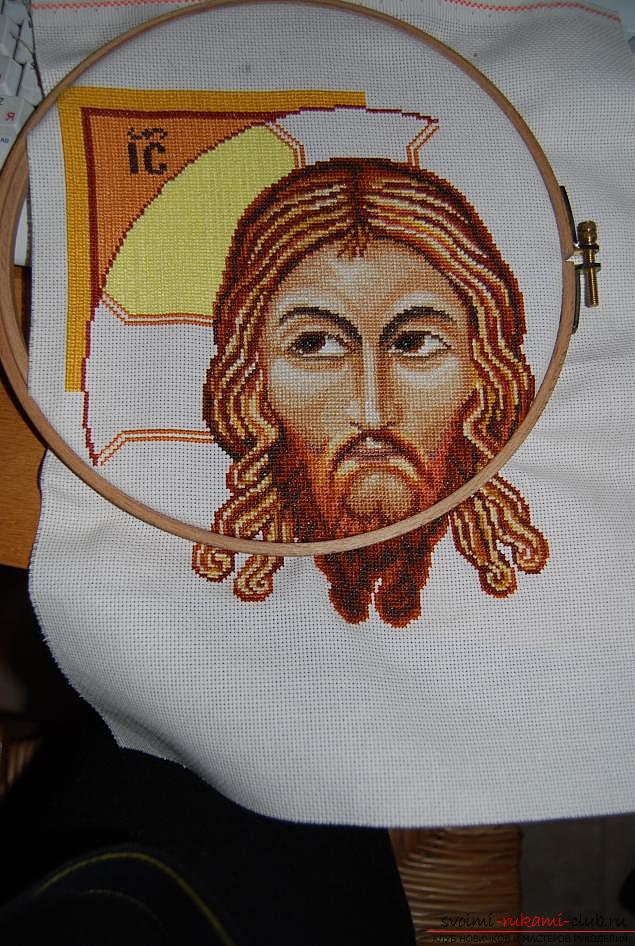 Схема вышивки икон Спасителя и Святой Блаженной Матроны крестом, детальный мастер-класс со схемой и фото для начинающих.