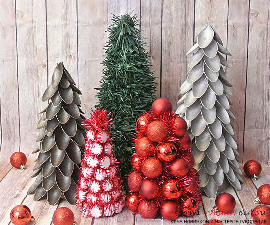 Новогодняя елка своими руками, новогодняя елка из ткани, как сделать новогоднюю елочку своими руками, елка из конфет, мастер-классы по изготовлению елок.. Фото №5