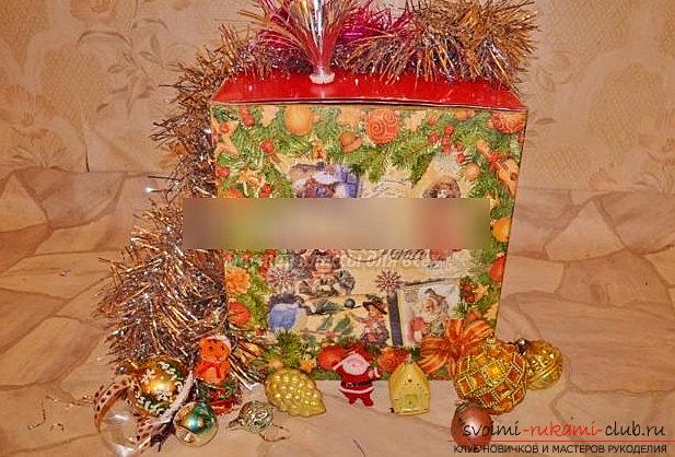 Декупаж новогодней коробки для презентов на рождество - мастер-класс. Фото №1