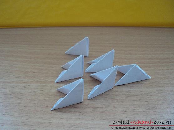 Оригами новогоднего деда мороза - как сделать украшение своими руками?. Фото №4