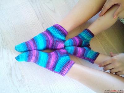 Красивые носочки для мамы и для дочки