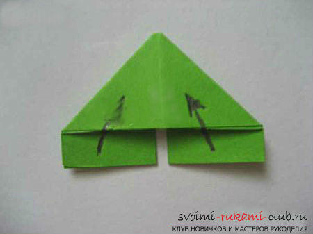 Модульное оригами, как влияет на человека занятия модульным оригами, изготовление модулей треугольной формы, а также создание стрекозы в технике оригами.. Фото №7