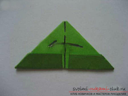 Модульное оригами, как влияет на человека занятия модульным оригами, изготовление модулей треугольной формы, а также создание стрекозы в технике оригами.. Фото №11
