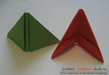 Модульное оригами, как влияет на человека занятия модульным оригами, изготовление модулей треугольной формы, а также создание стрекозы в технике оригами.. Фото №12