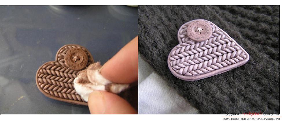 Как сделать брошь из полимерной глины в технике имитации вязания, пошаговые фото создания броши в виде сердечка с пуговкой. Фото №6