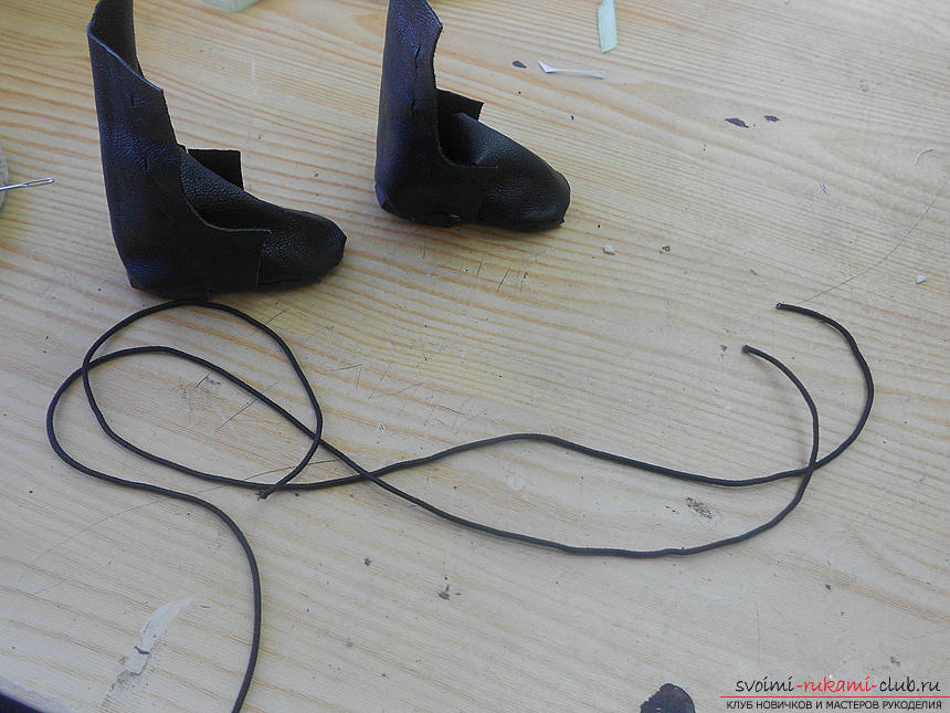 Построение выкройки ботиночек для куклы и их изготовление.. Фото №21