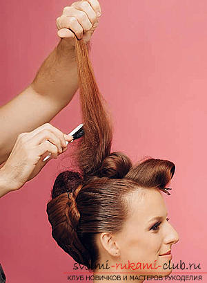 Как выполнить интересную свадебную причёску на средние волосы своими руками. Фото №11
