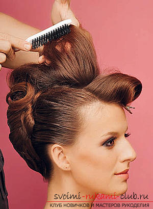 Как выполнить интересную свадебную причёску на средние волосы своими руками. Фото №14