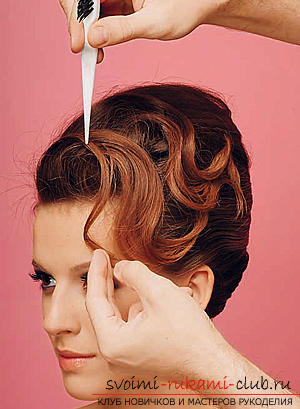 Как выполнить интересную свадебную причёску на средние волосы своими руками. Фото №18