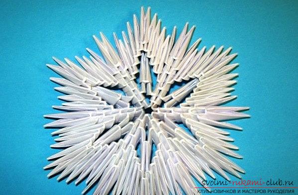 Снежинка из модулей оригами - формирование снежинок на основе схемы оригами. Фото №4