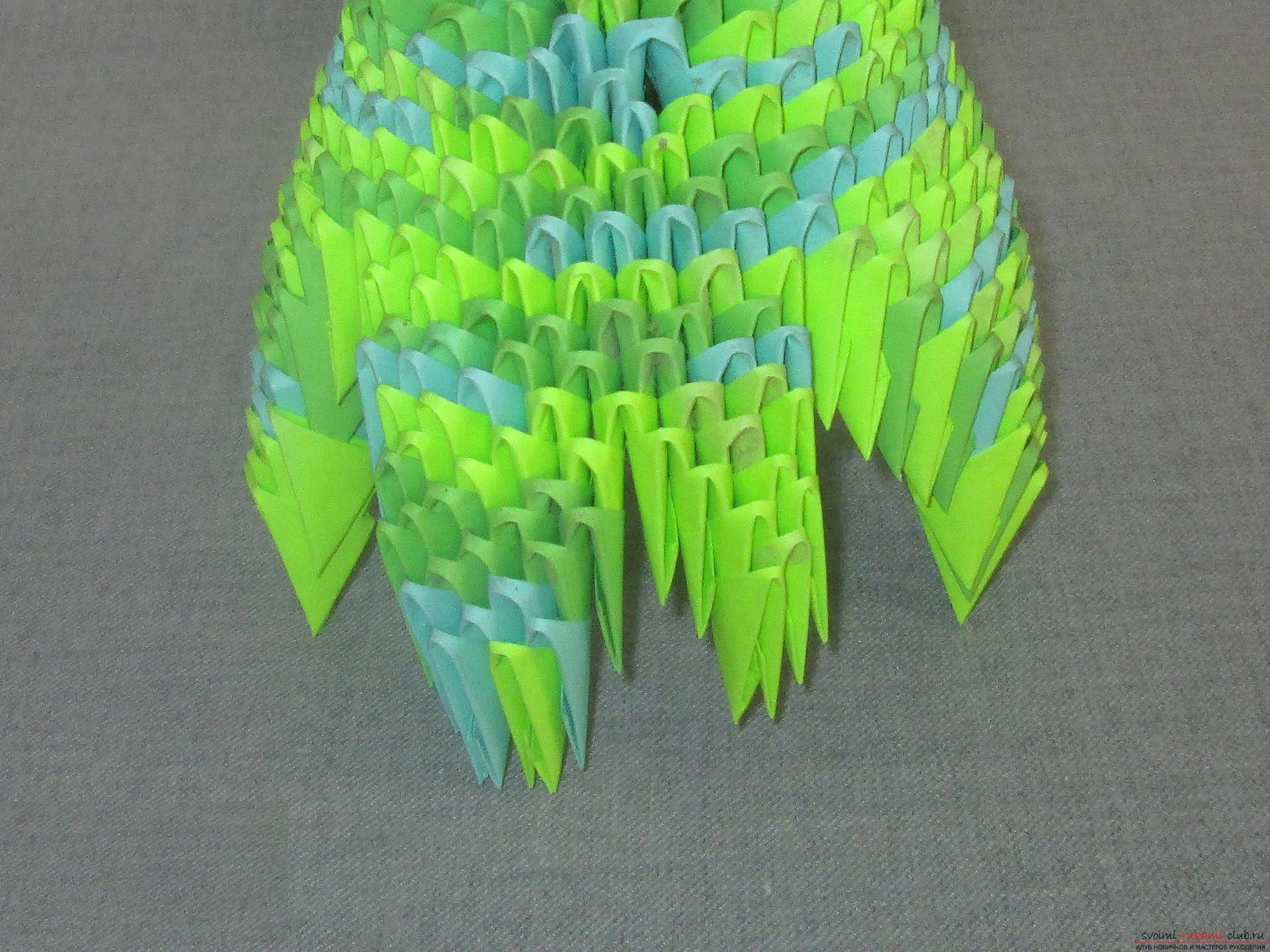Данный подробный мастер-класс модульного оригами с пошаговыми фото содержит схему сборки березы из бумаги.. Фото №26