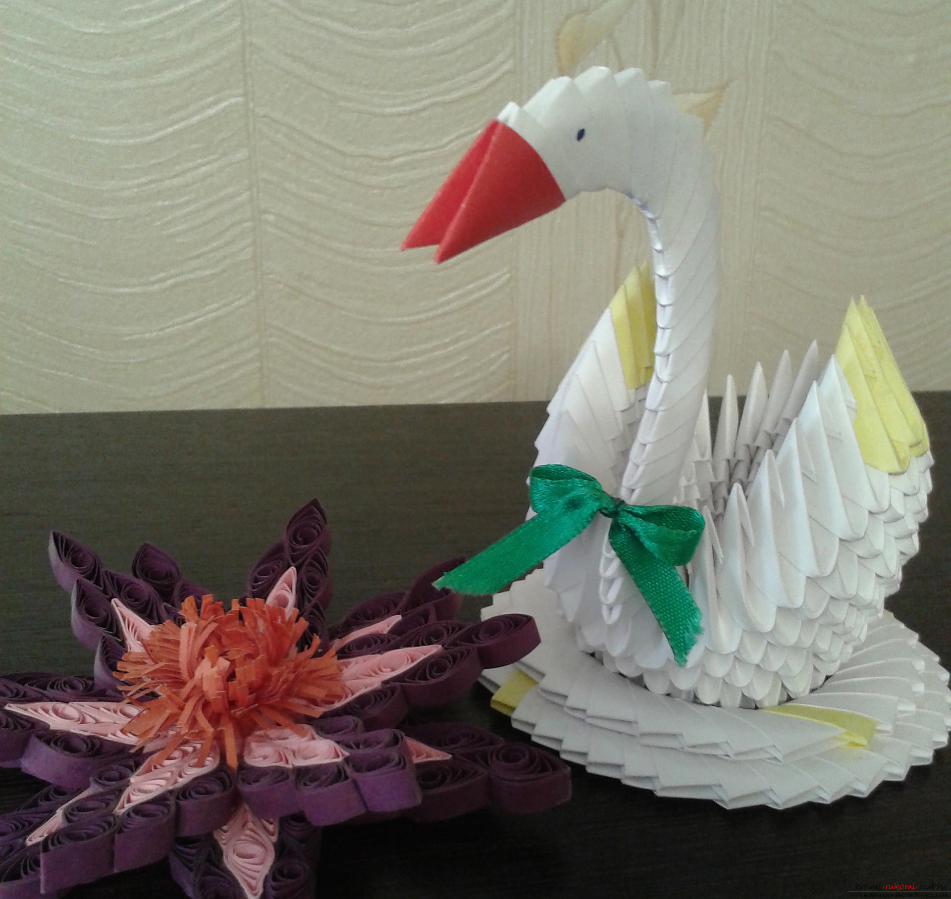 Данный мастер-класс содержит подробную схему и описание модульного оригами - лебедя из модулей.. Фото №1