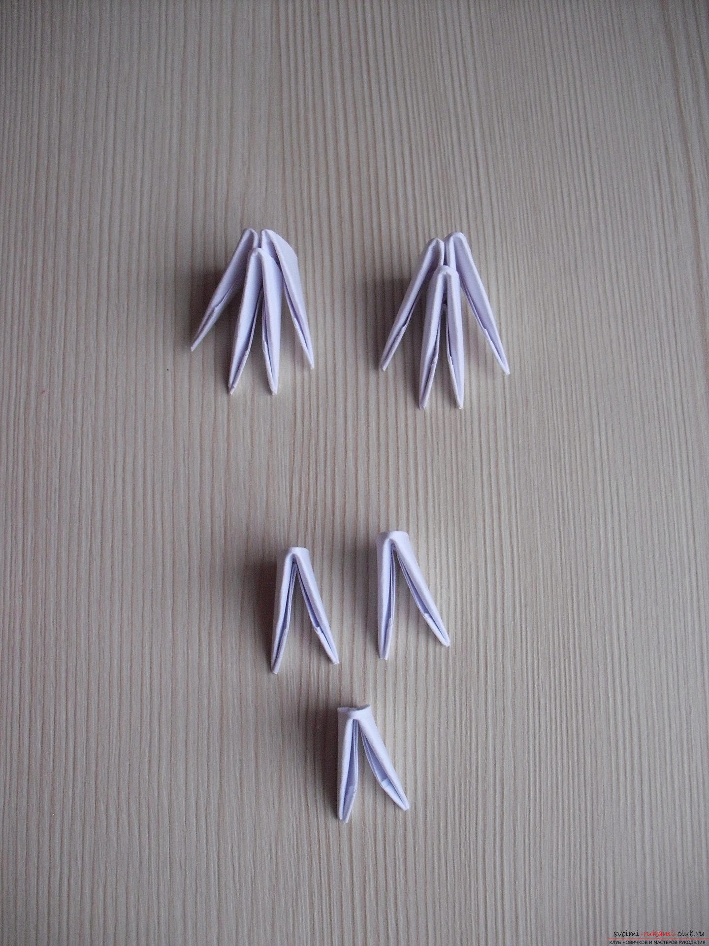 Этот мастер-класс научит как сделать модульное оригами - гриб мухомор.. Фото №12