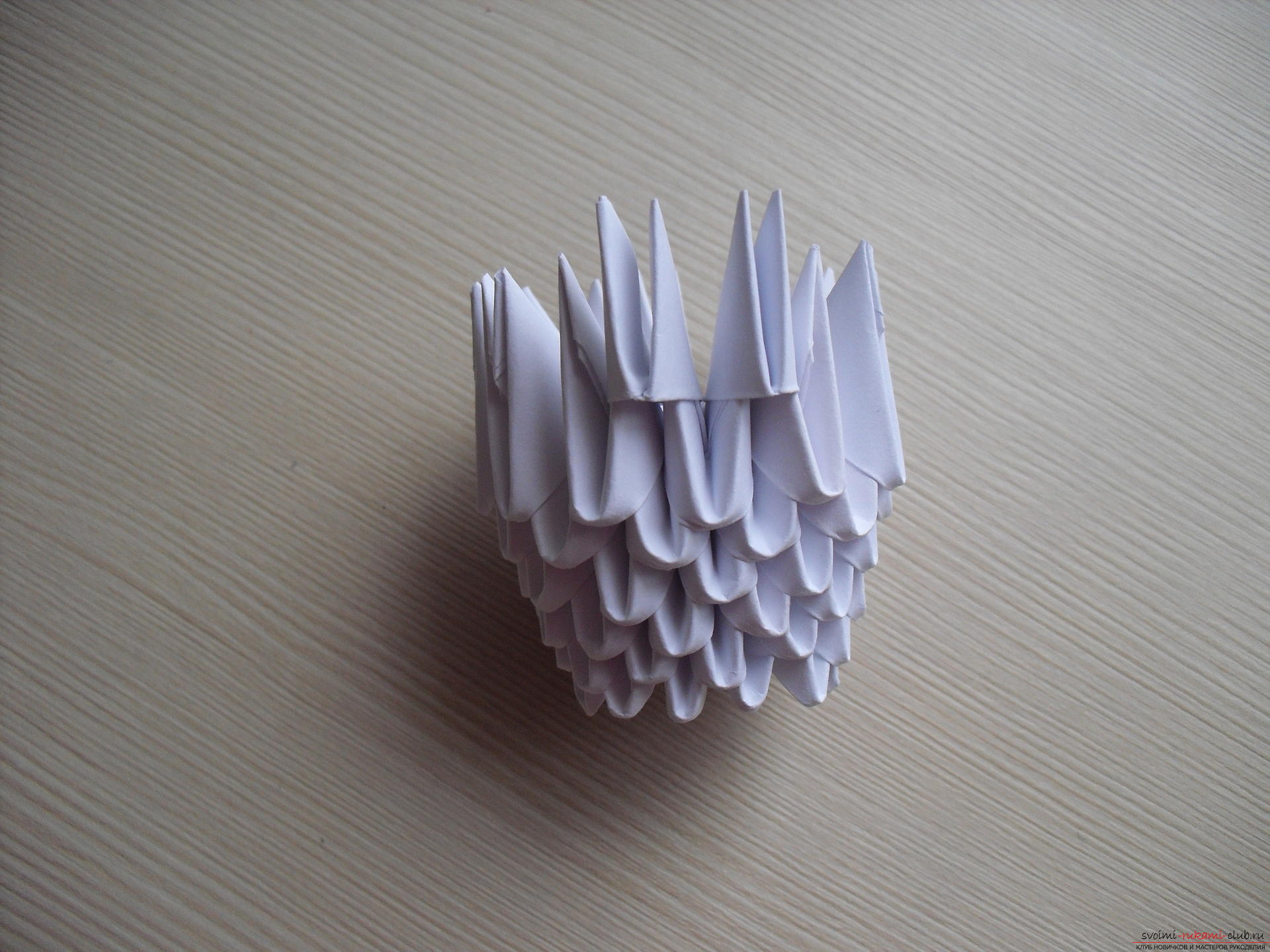 Этот мастер-класс научит как сделать модульное оригами - гриб мухомор.. Фото №14