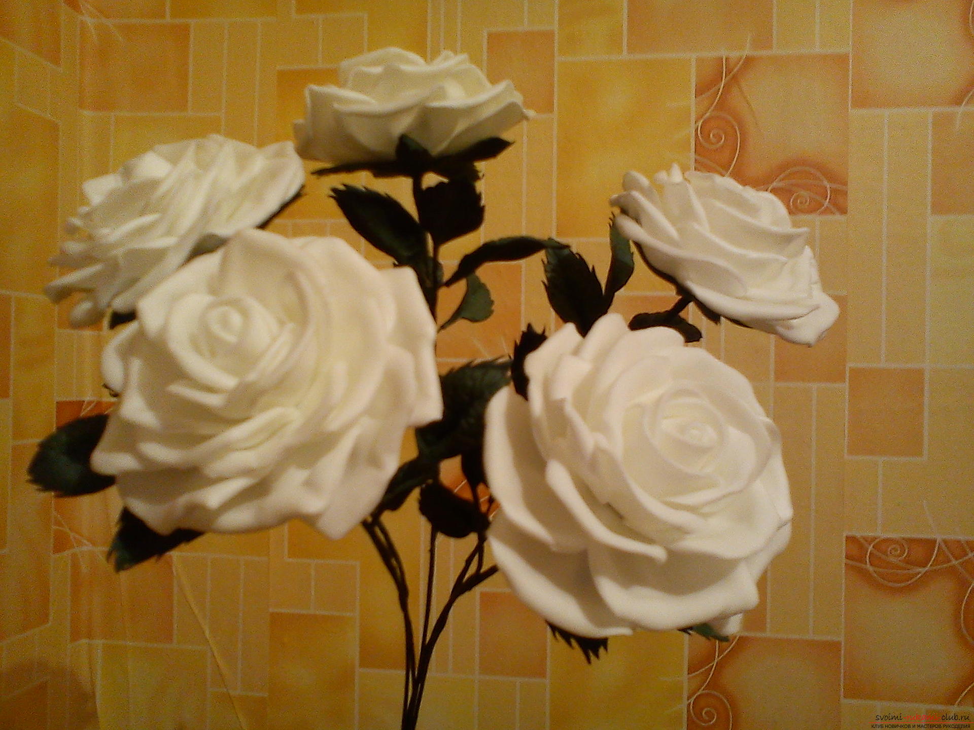 Розы из зефирного фоамирана. Фото №1